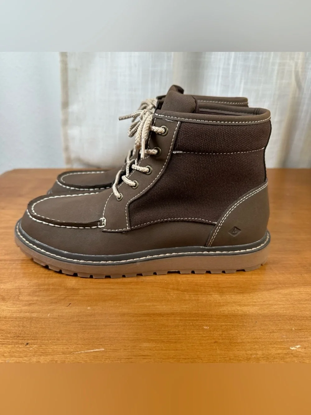 Sperry NWOT Top-Sider Rudder Brown Leather Boots Boys 4 Unisex